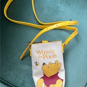 Disney Winnie the Pooh Crossbody Phone Bag